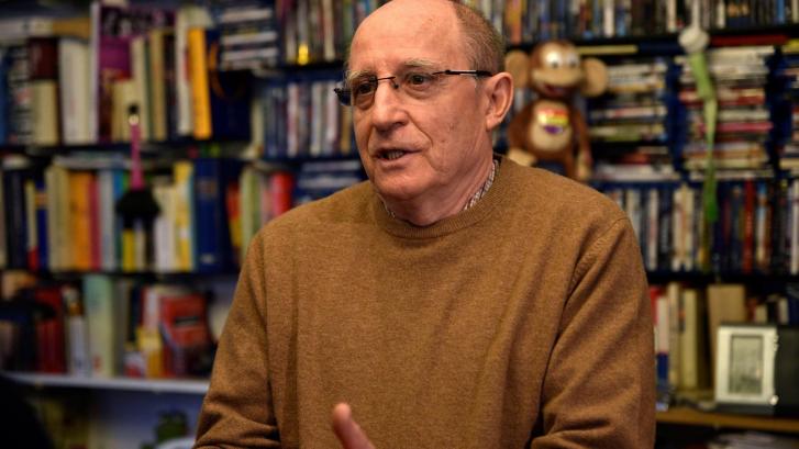 Ángel Hernández: 