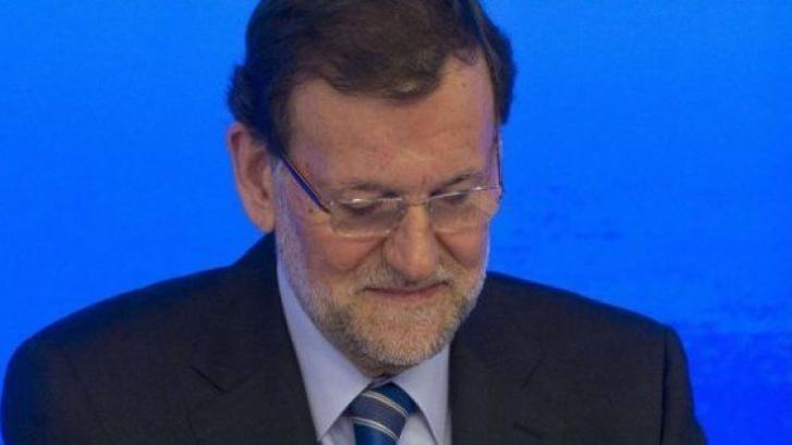 Los sondeos de 'El País' y 'El Periódico' auguran un batacazo del PP: Perdería 50 escaños