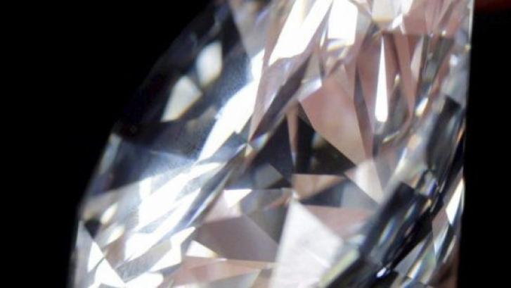 Robo de diamantes valorados en 37 millones de euros en plena pista del aeropuerto de Bruselas