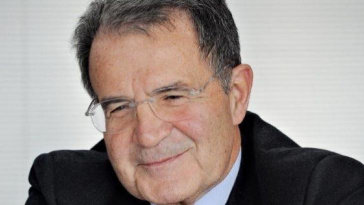 Prodi no logra los votos suficientes para ser proclamado presidente de la República de Italia en la cuarta votación