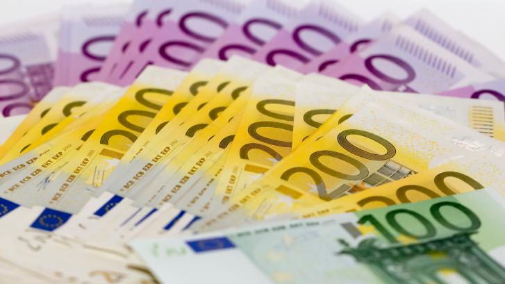 Un alcalde del PP se sube el sueldo 10.000 euros: 