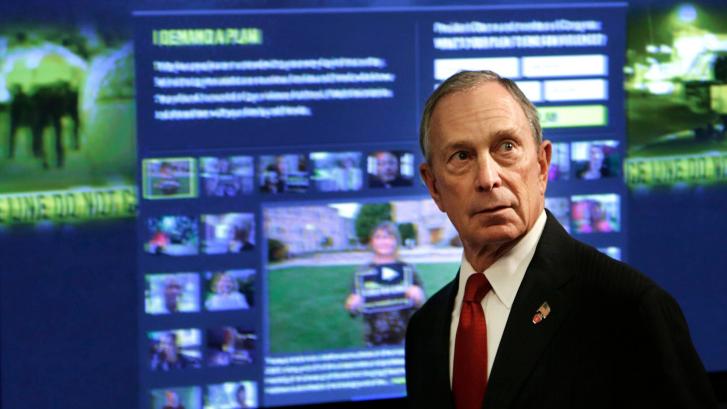 Las primarias demócratas explotan contra Bloomberg en el debate de Las Vegas