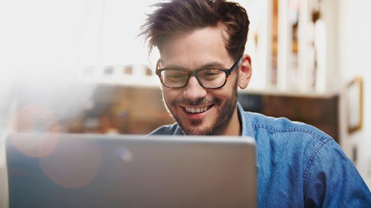 Los españoles pasan 79 horas a la semana conectados a internet en la cuarentena