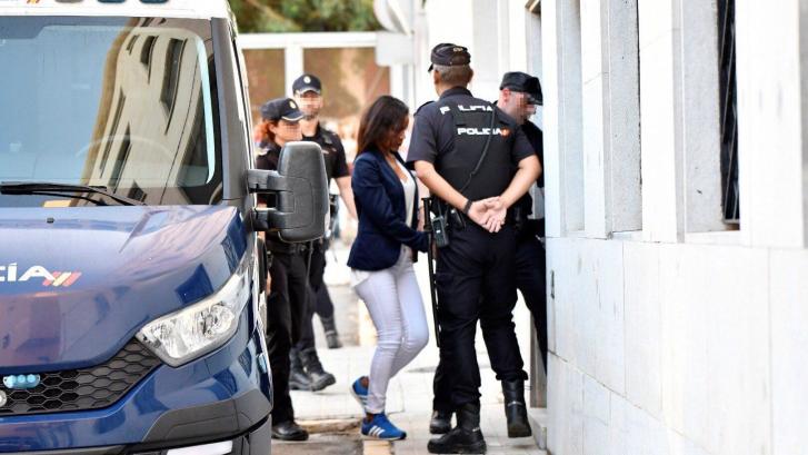 Así ha sido la llegada de Ana Julia Quezada a la Audiencia de Almería para ser juzgada por asesinato