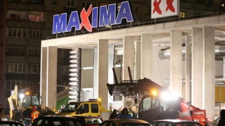 Varias decenas de fallecidos tras el derrumbe del techo de un centro comercial en Riga (FOTOS)