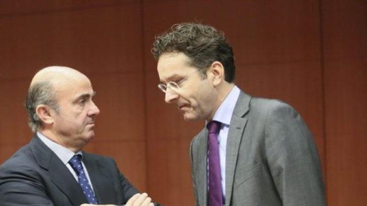 La troika pide a España seguir vigilando al sector financiero y acelerar las reformas pendientes