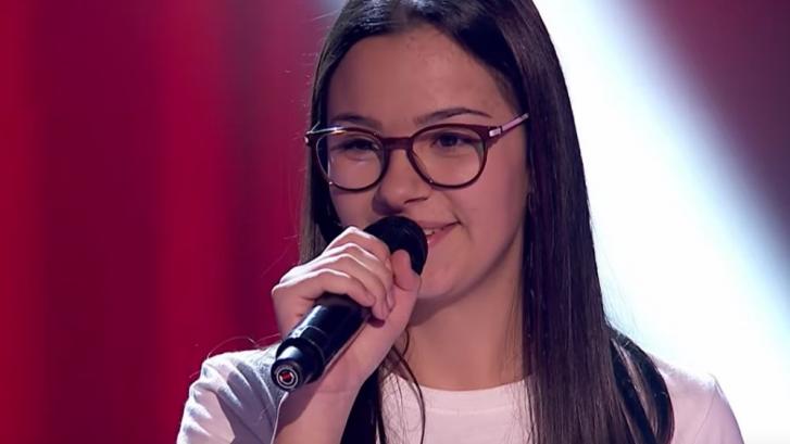 El potente mensaje en la camiseta de esta concursante de 'La Voz Kids' (Antena 3)