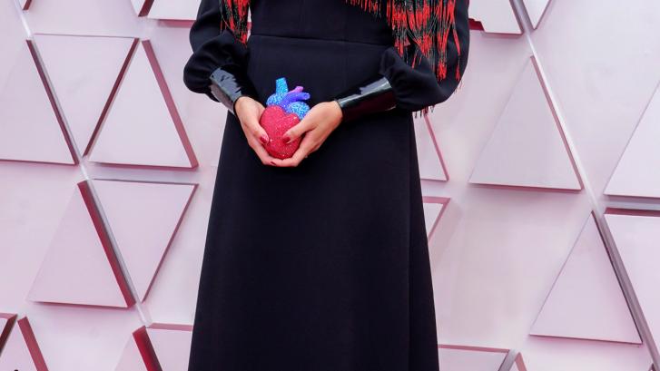 Halle Berry se convierte en protagonista en los Oscar por su llamativo cambio de 'look'