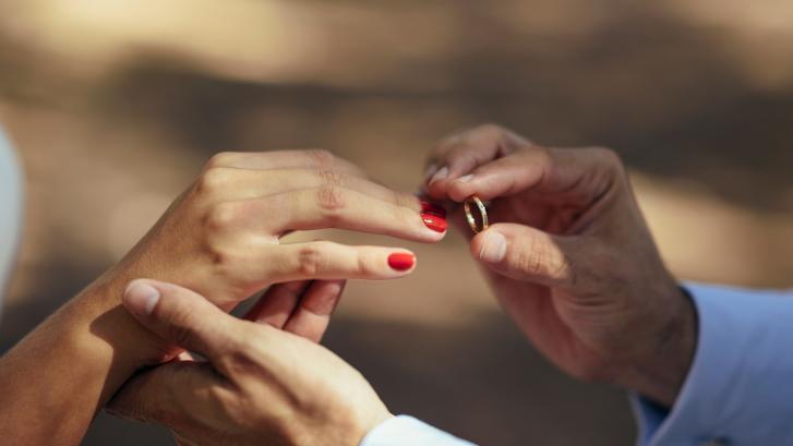 El Supremo dice que el permiso por matrimonio empieza el primer día laborable