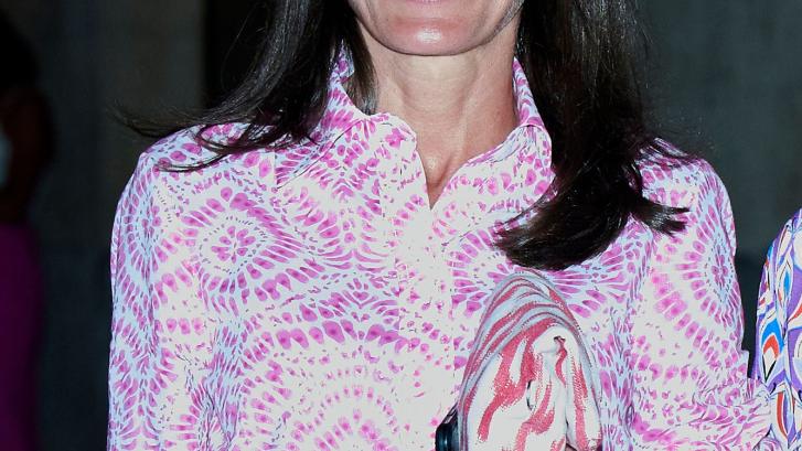 Letizia se apunta en Mallorca al vestido de Zara que causa sensación fuera de España