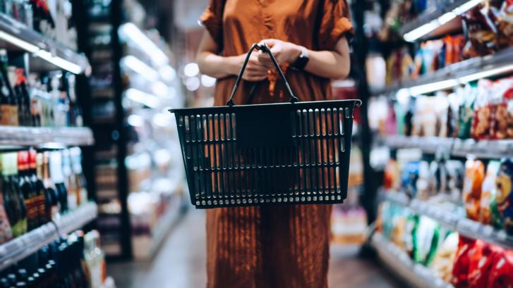 Consumo lanza una alerta por un producto vendido en Aldi, Lidl y Mercadona: pide no consumirlo