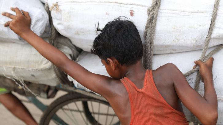 Día Mundial contra el Trabajo Infantil: por qué no debemos olvidarnos del trabajo infantil durante la crisis de la COVID-19