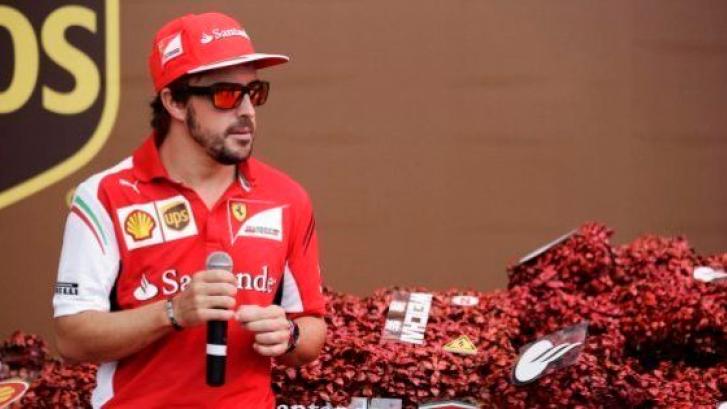 Alonso, de mal rollo con Ferrari por los rumores que le sitúan en Red Bull