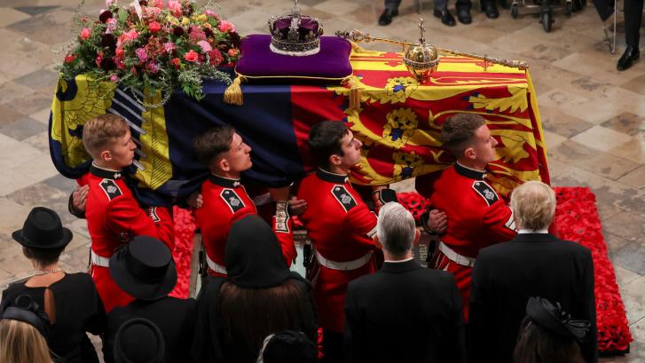 Reino Unido despide a Isabel II tratando de preservar su mensaje de unidad y servicio