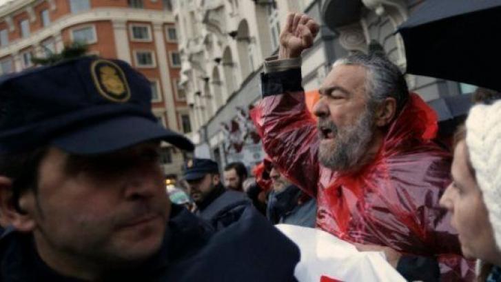Un detenido y ocho heridos, entre ellos periodistas, en una protesta en Madrid