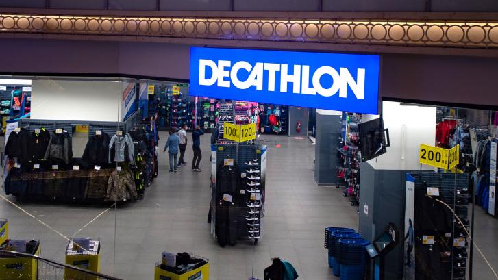 Decathlon retira un producto y recomienda a quienes lo han comprado que lo devuelvan
