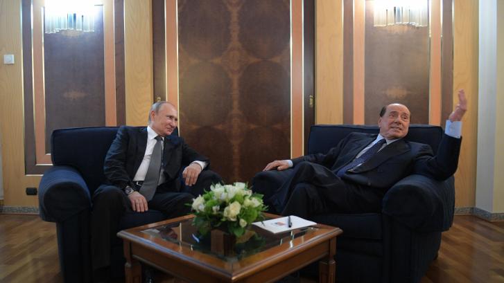 La Embajada rusa de Italia publica fotos de Putin con candidatos a las elecciones