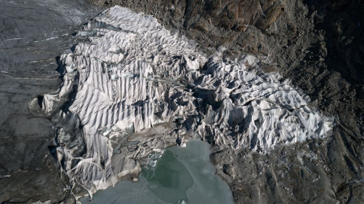 La preocupante señal que envían los glaciares suizos