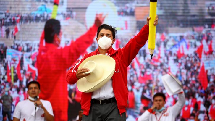 Por qué Pedro Castillo no ha sido proclamado presidente de Perú todavía