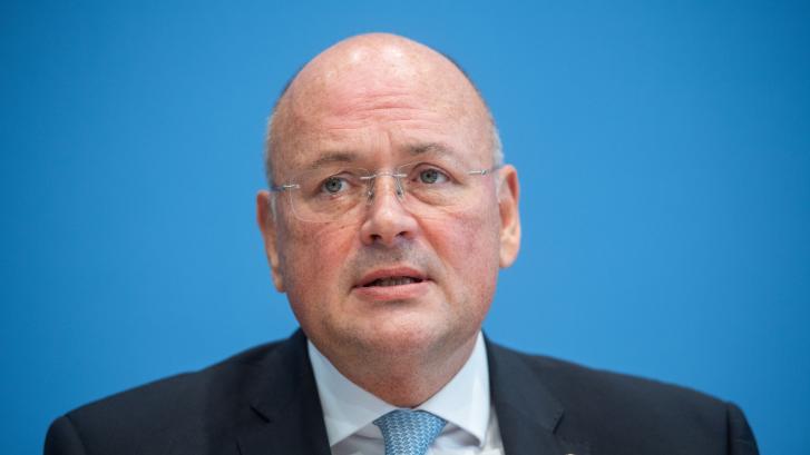 Polémica en Alemania por los vínculos del jefe de la ciberseguridad con los servicios secretos rusos