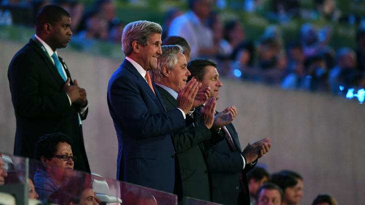 Kerry demuestra su apoyo al gobierno ilegítimo de Brasil