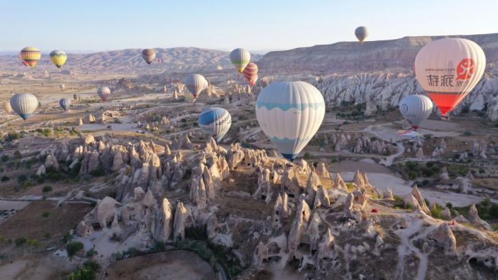 Mueren dos turistas españoles en un accidente de globo en Turquía