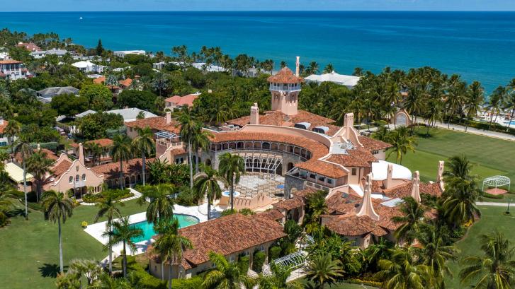 Donald Trump sopesa que el FBI vuelva a registrar Mar-a-Lago, la mansión de Florida en la que guardaba documentos clasificados