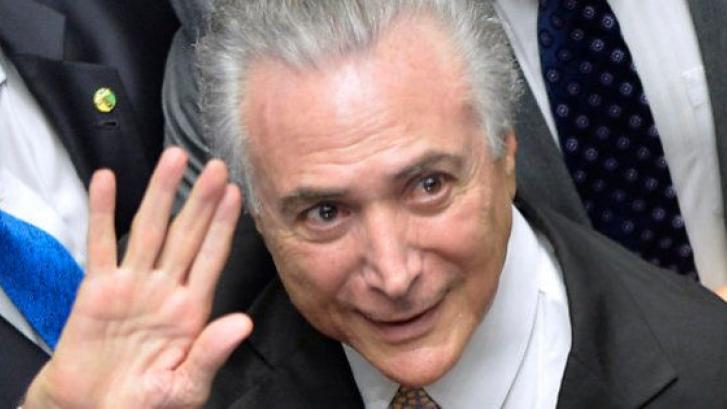 Temer ya es presidente de Brasil y queda blindado contra las investigaciones del caso Petrobras