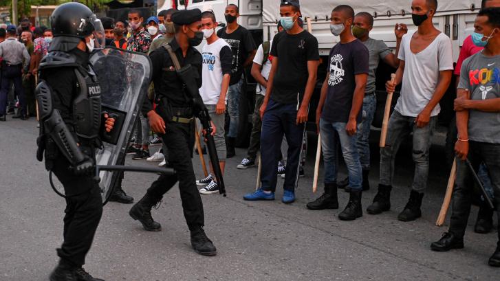 Cuba confirma el primer muerto en las protestas, que rebaja a 