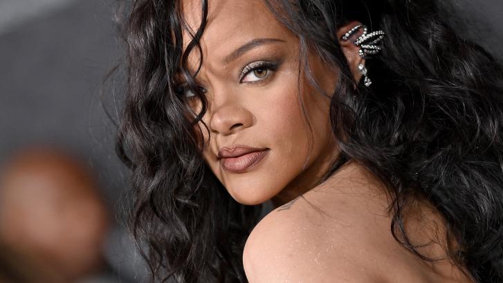 Rihanna lanza 'Lift Me Up', su primera canción en seis años