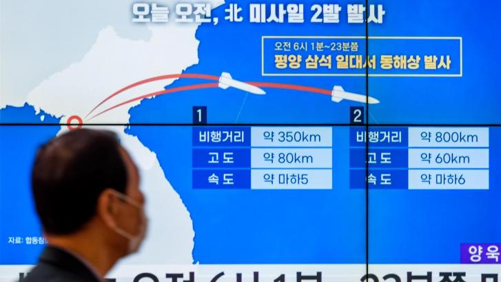 Las dos Coreas disparan por primera vez misiles a sus respectivas aguas