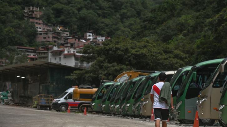 Al menos 12 personas mueren en un accidente de un autobús en Perú