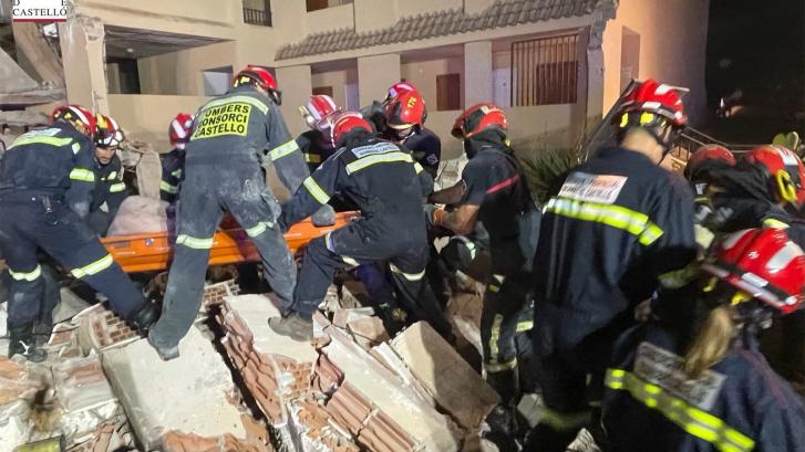Así ha sido el rescate con vida de una de las personas atrapadas bajo los escombros en Peñíscola
