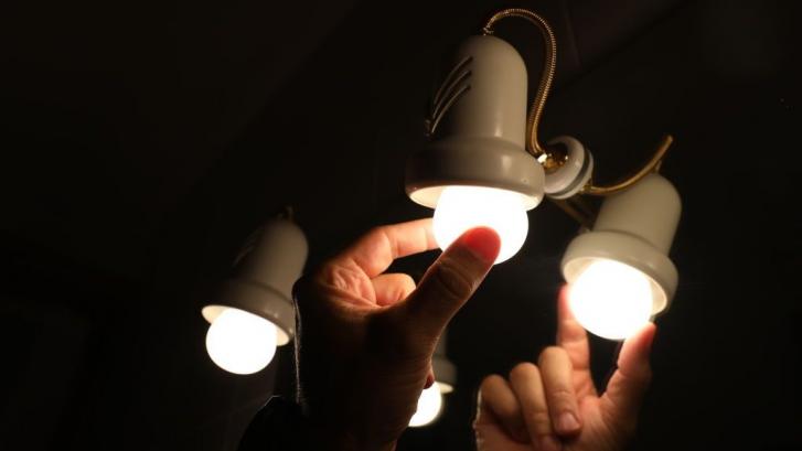 Las claves del plan de choque del Gobierno para paliar la crisis del precio de la luz