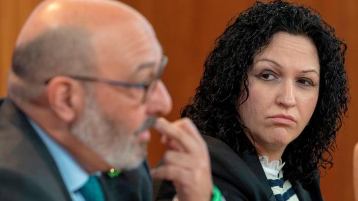 Una parlamentaria andaluza de Vox deja el grupo tras denunciar 
