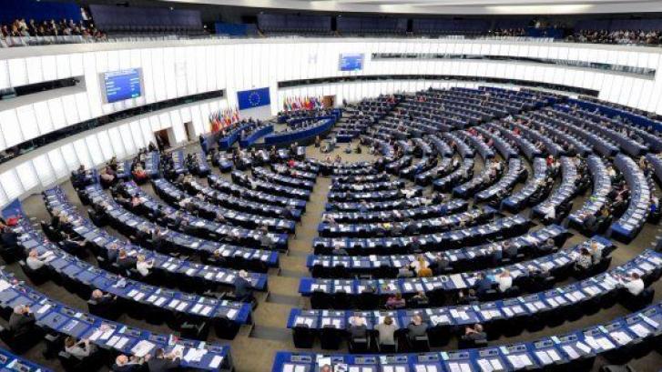 ¿Qué es la polémica normativa de derechos de autor que se vota este jueves en el Parlamento Europeo?