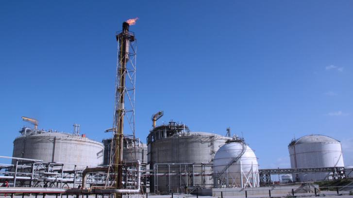 Argelia amenaza con romper el contrato de gas con España si le entrega una parte a Marruecos