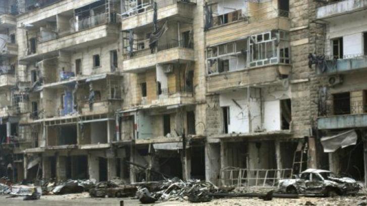 Las autoridades sirias retrasan la evacuación de civiles y rebeldes de Alepo
