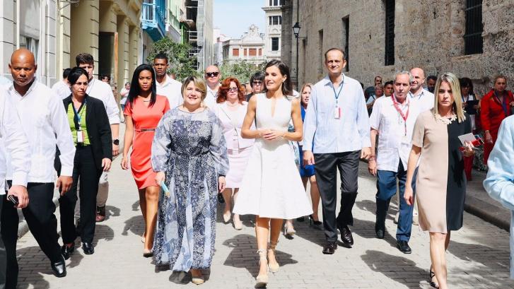 Esta imagen de la reina Letizia en Cuba es de lo más comentado: fíjate en la parte de abajo