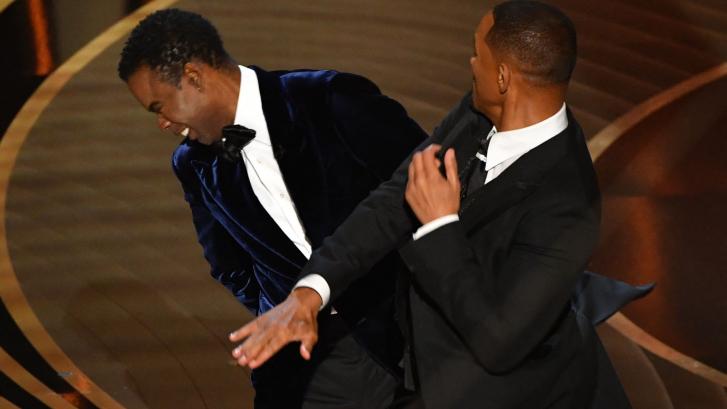 Lo que pasó inmediatamente después del bofetón de Will Smith a Chris Rock en los Oscar