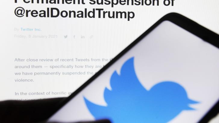 Falacias: Así te manipula el discurso populista en Twitter