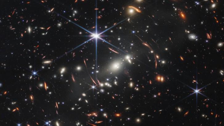 Así es la primera imagen del telescopio James Webb, la más profunda del universo jamás tomada