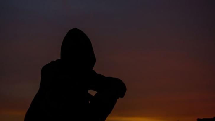 Un padre queda exento de pagar la pensión a su hijo 'nini' para 