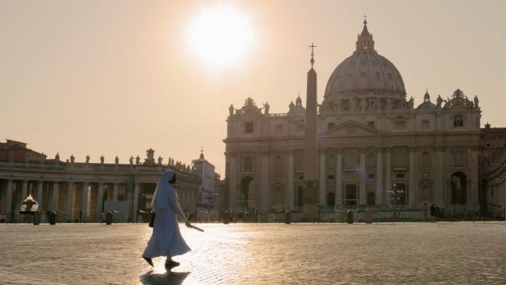 Un grupo de curas austríaco reta al Vaticano con su bendición a matrimonios del mismo sexo