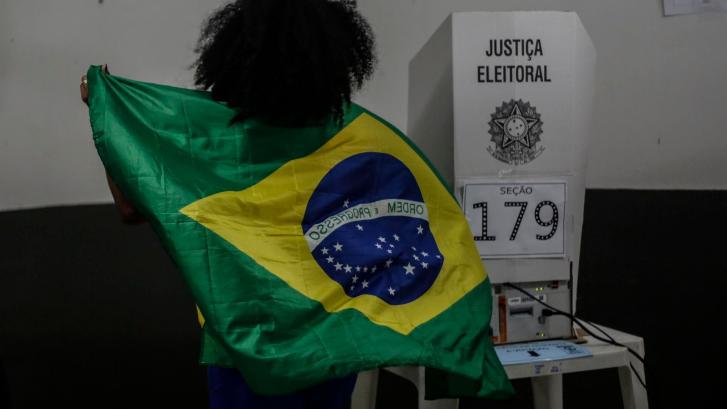 Lula adelanta a Bolsonaro con el 95% del escrutinio en las elecciones brasileñas