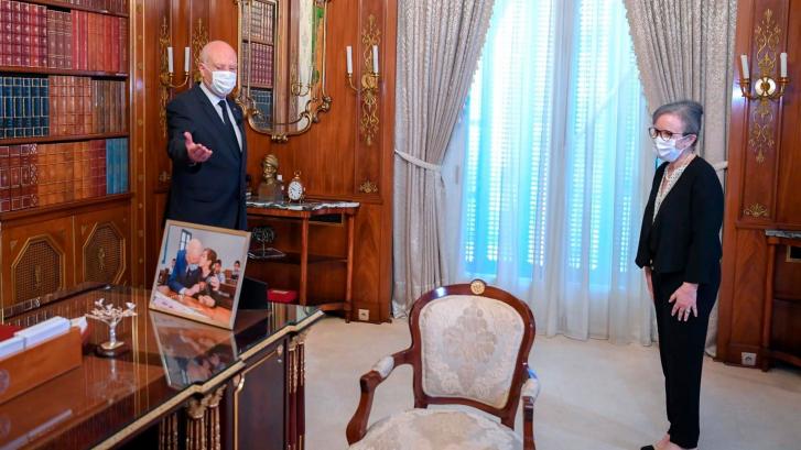 El presidente de Túnez nombra a la primera jefa de Gobierno de la historia del país