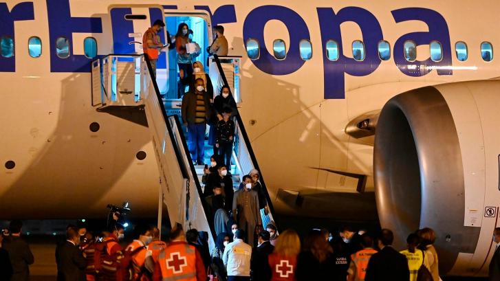 Aterriza en Torrejón el segundo vuelo con 160 afganos evacuados procedente de Islamabad