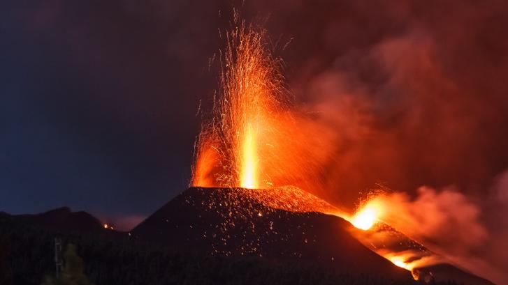 El volcán de La Palma ha liberado la misma energía que la luz consumida en Canarias en 36 años