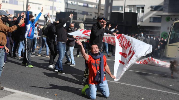Sindicatos y patronal vuelven a reunirse en el noveno día de huelga del metal en Cádiz