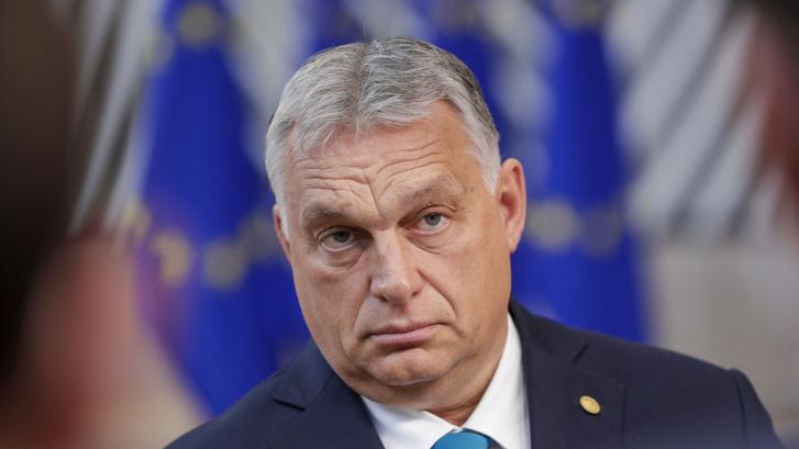 La justicia europea ve ilegal la ley húngara que criminaliza la ayuda a demandantes de asilo